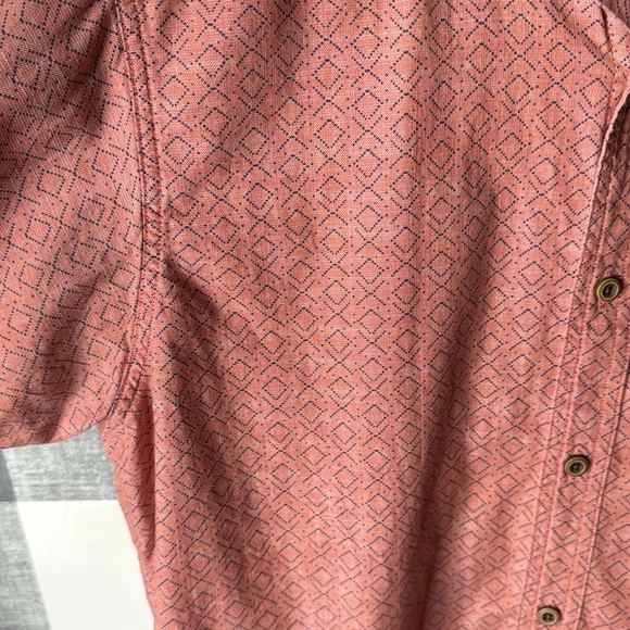 Solaria Lill Button Up Short Sleeve - Picture 6 of 7
